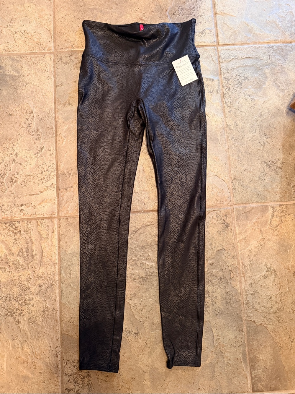 Spanx Faux Leather Leggings Size M NWT